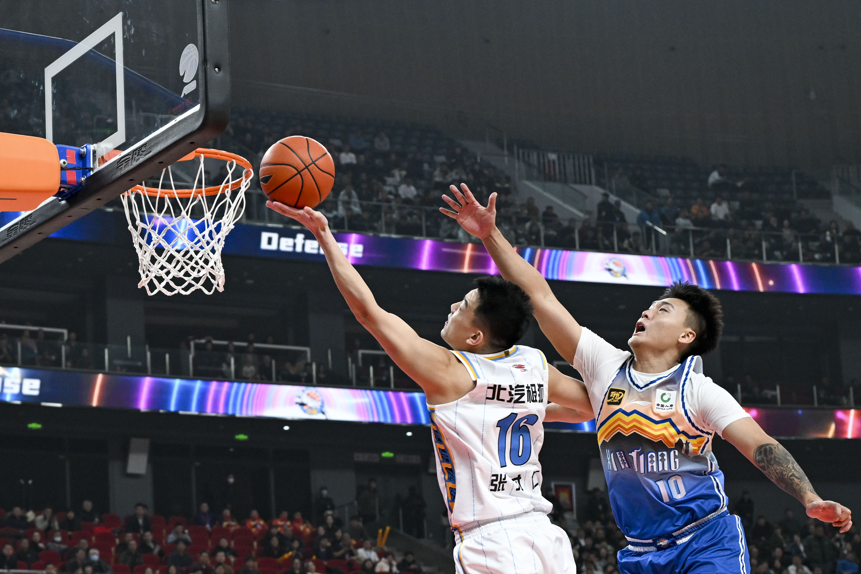 包含赛后NBA总决赛焦点战；新疆广汇队长鼓劲；赛场秩序良好；纪律约束更严格的词条1jj