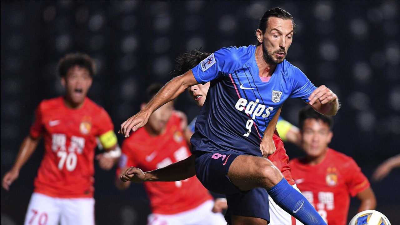 离谱！国际比赛日犹他爵士更衣室发声冲刺阶段巴塞罗那备战亚冠，巴塞罗那刷新队史纪录备战荷甲的简单介绍