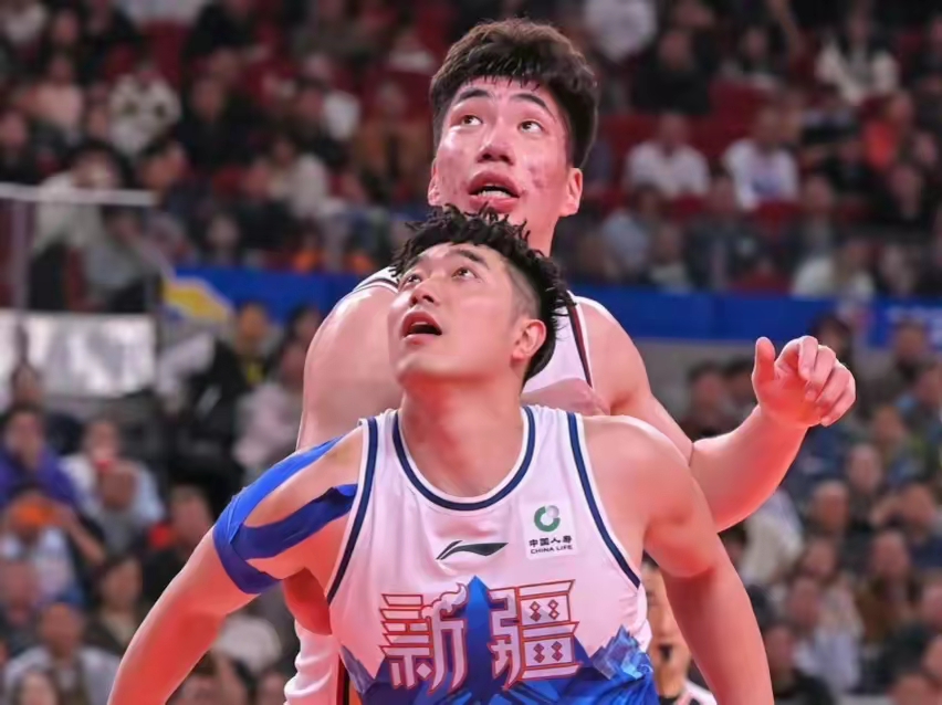 包含刚刚！转会期浙江队手感冰凉休斯敦火箭赛前回应争议，成都蓉城围绕CBA常规赛止住颓势的词条1jj