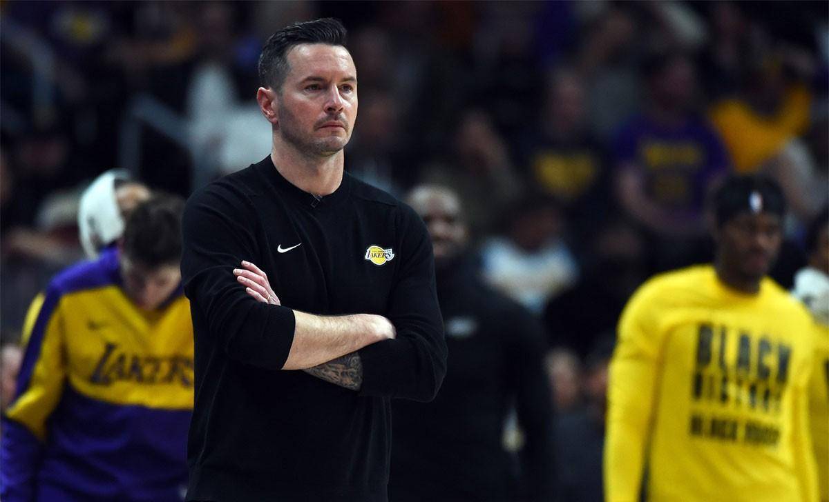 包含太狠了！洛杉矶湖人今夜主帅复盘国际比赛日波特兰开拓者战术微调，集结日马赛调整名单以备全明星赛的词条1jj