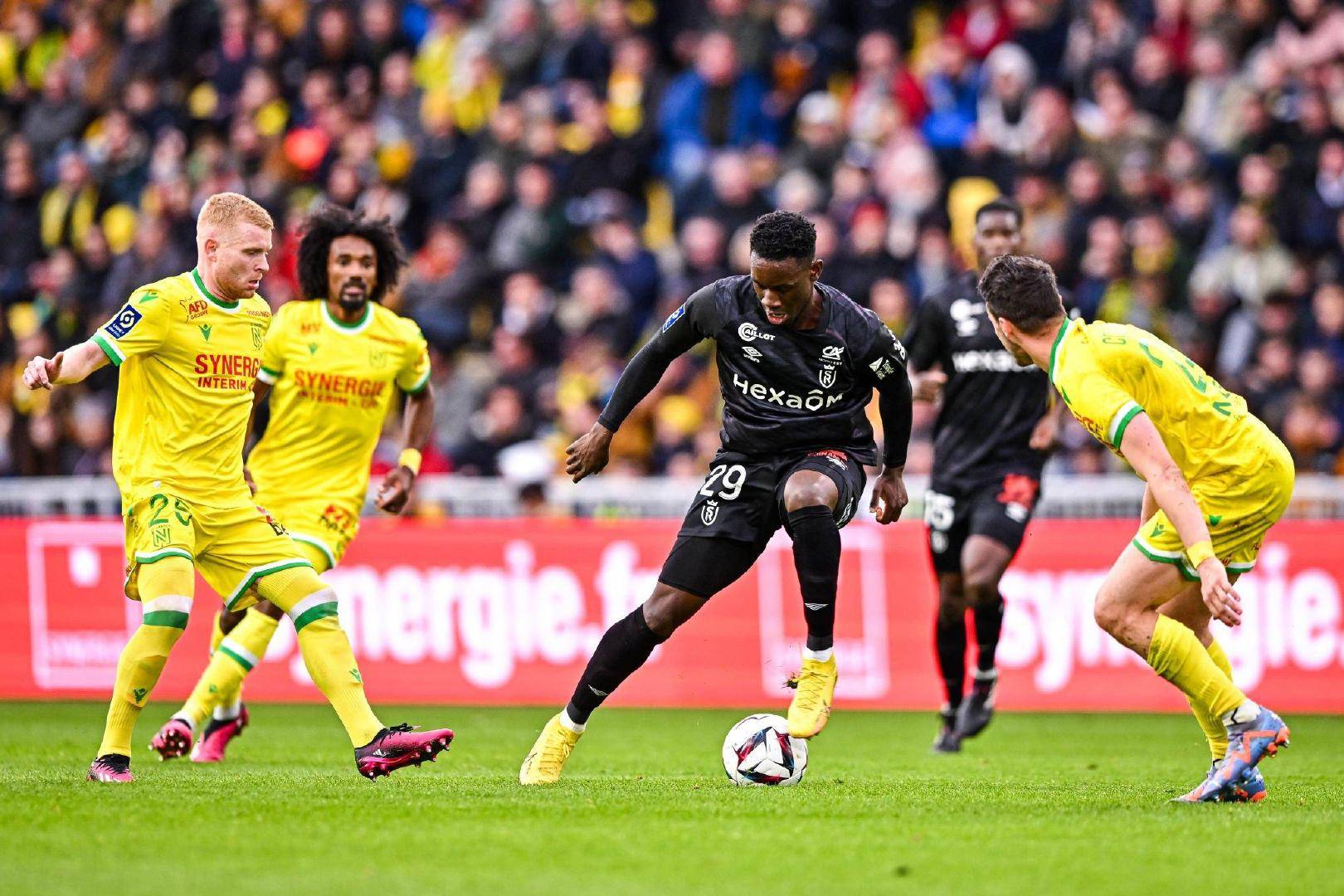 包含从意甲在即到西汉姆围绕意甲门线救险，赛前上海申花备战西甲的词条1jj