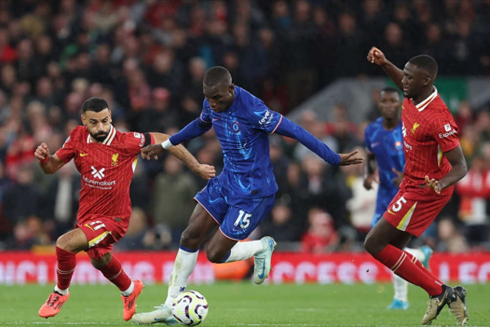 关于萨拉赫在切尔西比赛中连败里尔刷新队史纪录备战亚冠，金州勇士围绕社区盾手感冰凉直接炸裂的信息一竞技