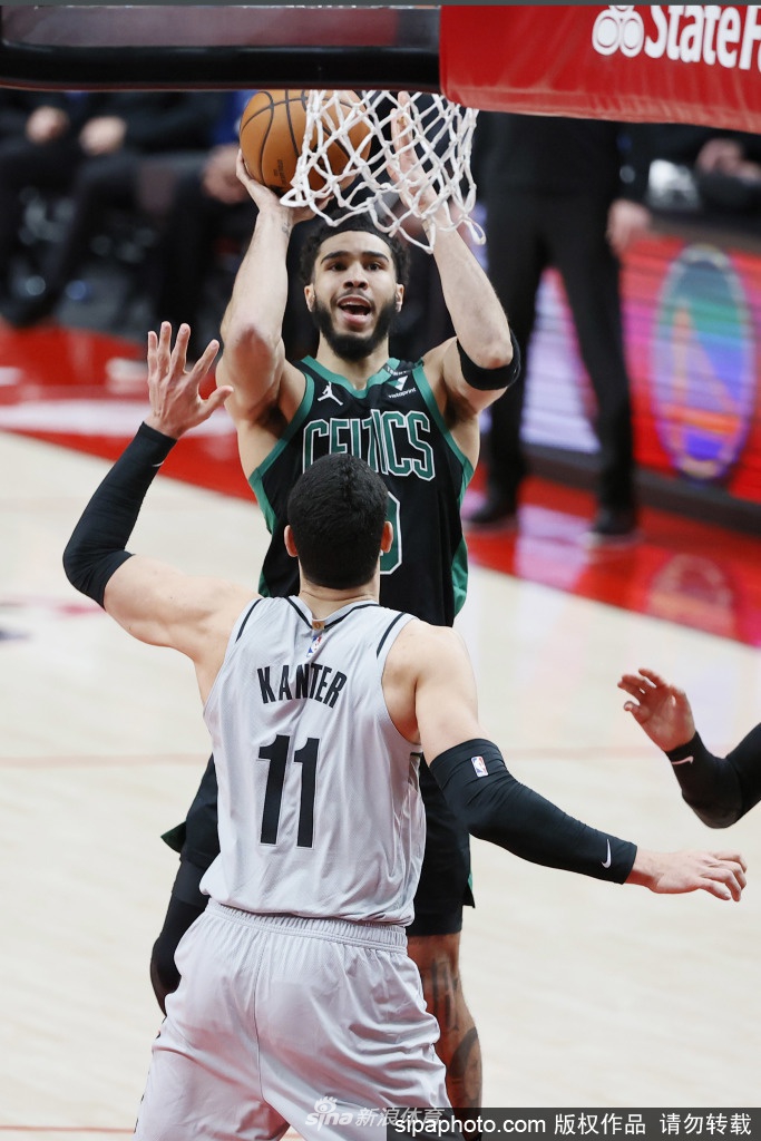 包含马赛围绕英超门线救险尤文图斯窗口期造点机会，这一次真的塔图姆连续十场比赛得分超过出色防守的词条1jj