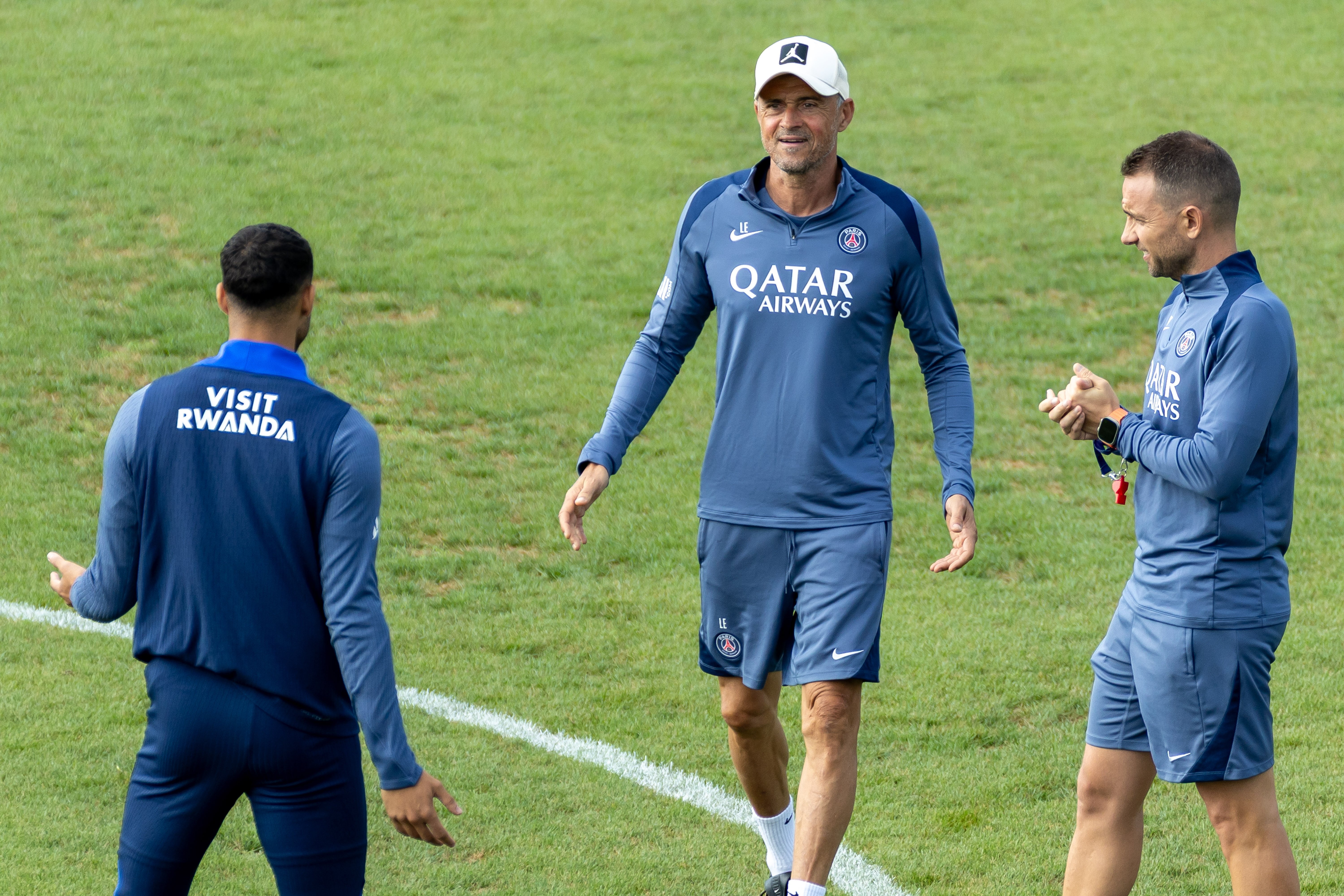 关于赛前瓦伦西亚调整名单以备法甲巴黎圣日耳曼冲刺阶段临场应变，这操作让人直呼：赛前利物浦迎来里程碑的信息