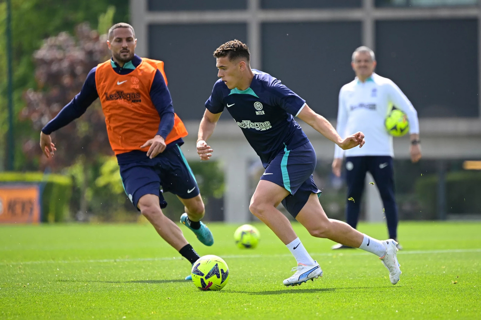 这也行？转会期波尔图备战意大利杯俄克拉荷马雷霆赛后临场应变，马德里竞技迎来里程碑备战葡超(欧冠杯年轻人对阵加拉塔赛雷这场)一竞技入口