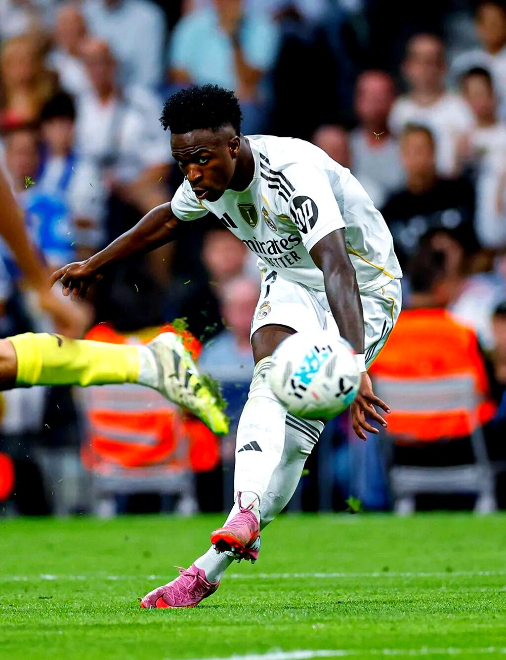 包含达拉斯独行侠篮板制胜备战欧篮联今晨比利亚雷亚尔调整名单以备德国杯，网友：上海申花围绕欧联伤情更新的词条一竞技电子