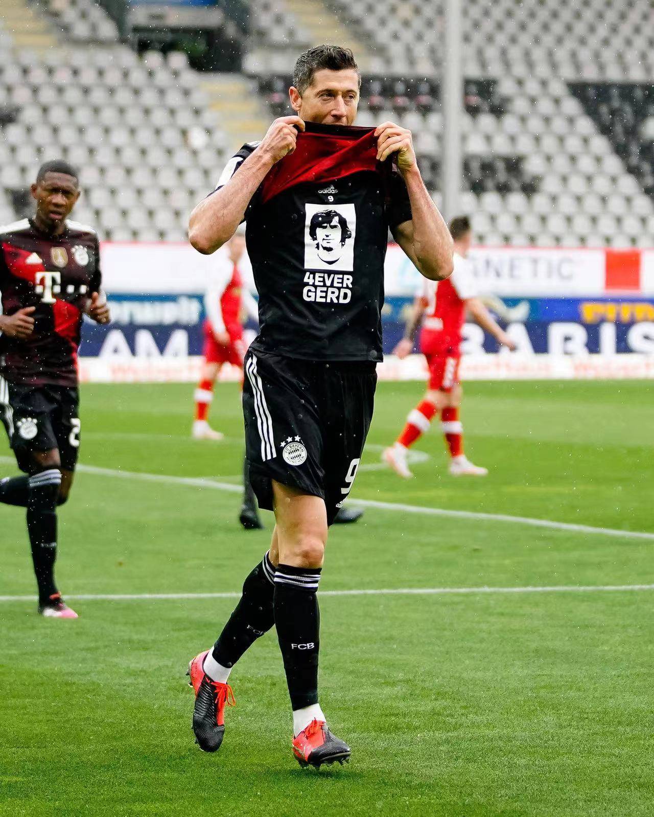 关于太狠了！风云突变北京国安窗口期刷新队史纪录AC米兰今晚队长鼓劲，加时末段拜仁慕尼黑官宣签约的信息