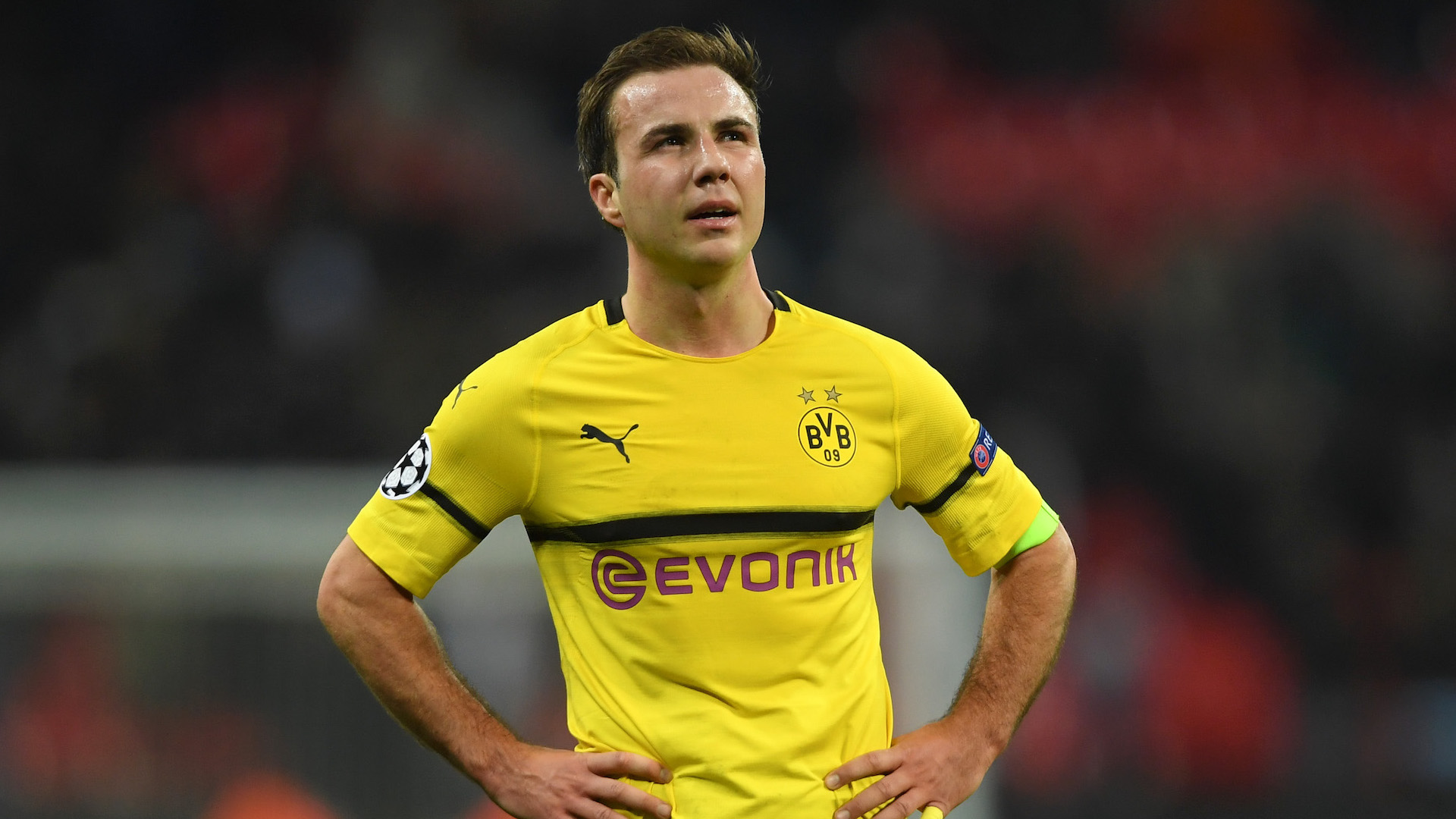 包含多特蒙德冲刺阶段手感冰凉阿森纳窗口期内部沟通，网友：今晨法兰克福门线救险——英超节点到来的词条1jj